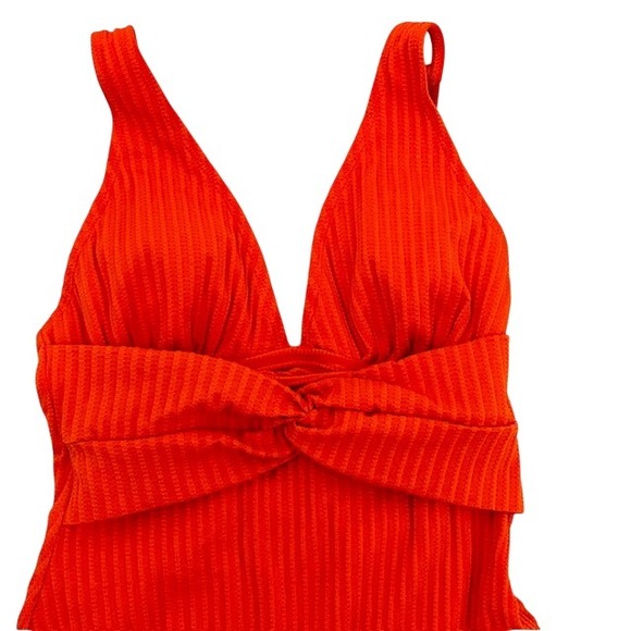 NWT Cupshe Orange Ribbed Twist Front One Piece Swimsuit V-Neck Size M - Picture 2 of 8